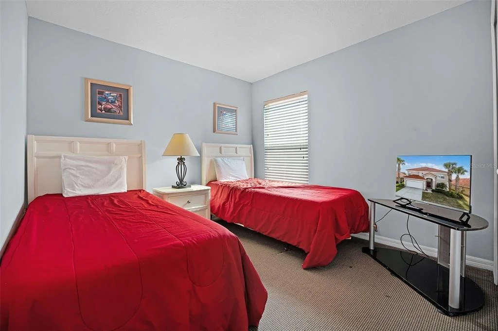 Photo of 321 ROSSO DRIVE