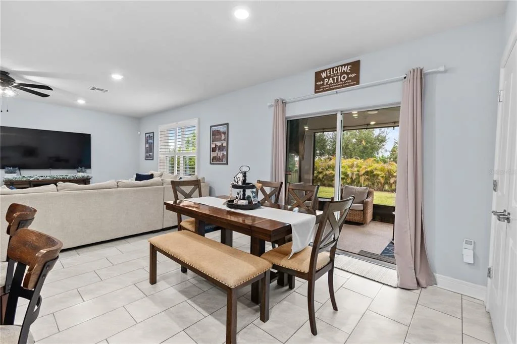 Photo of 9109 ROYAL RIVER CIRCLE