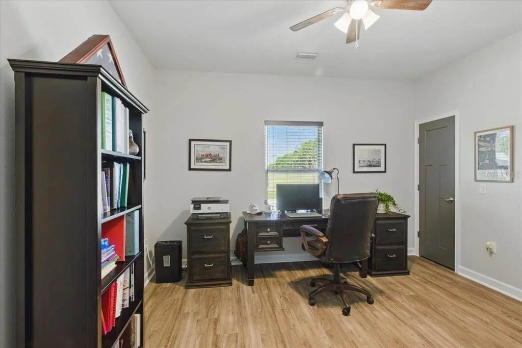 Photo of 10172 98TH PATH