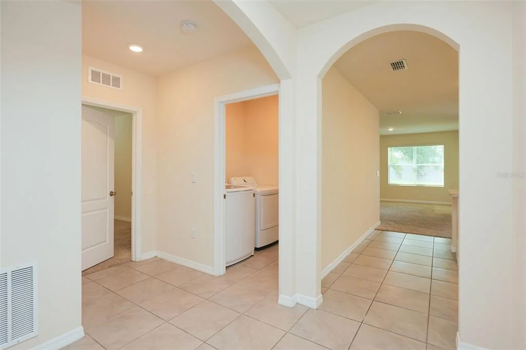 Photo of 660 COTULLA DRIVE