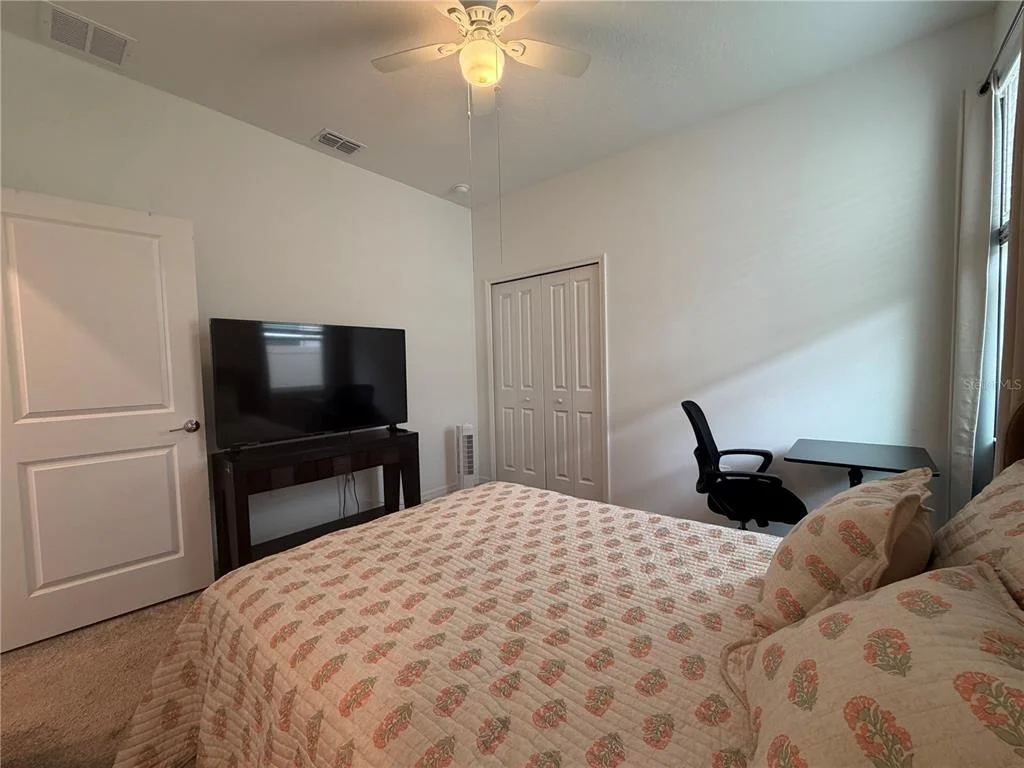 Photo of 652 GROVE STREET