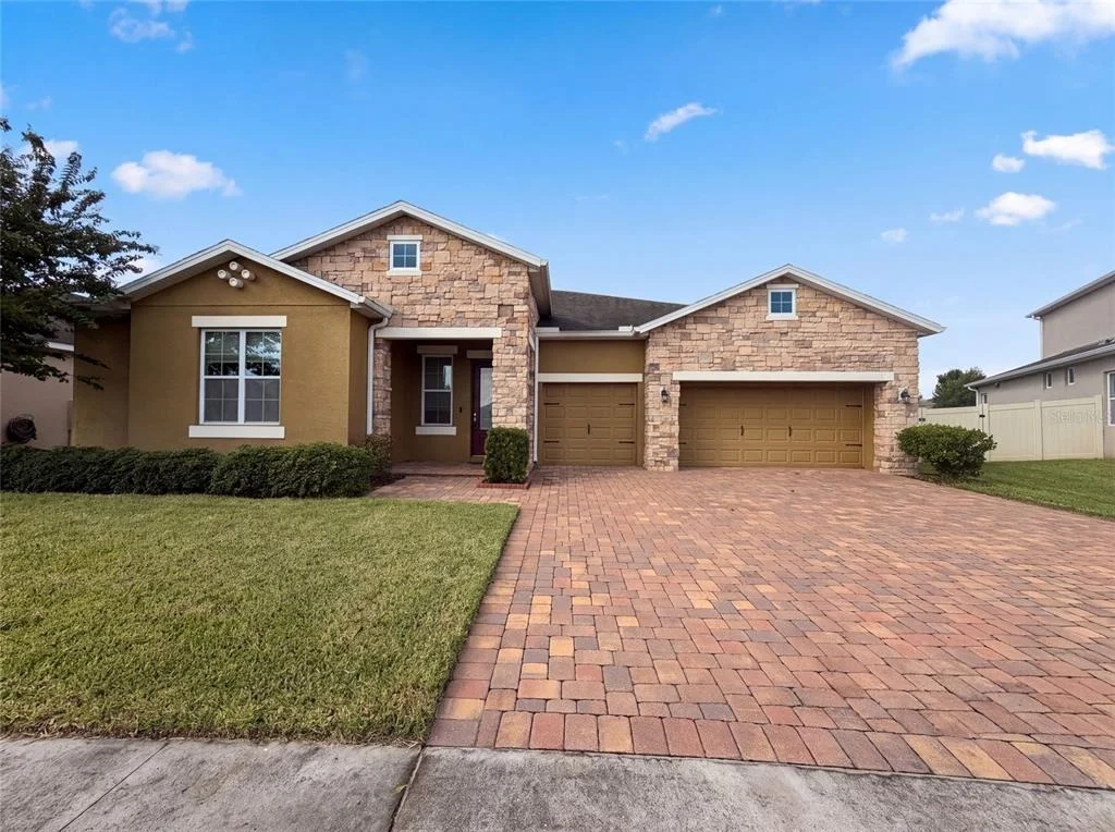 Photo of 918 BLACKTHORN DRIVE