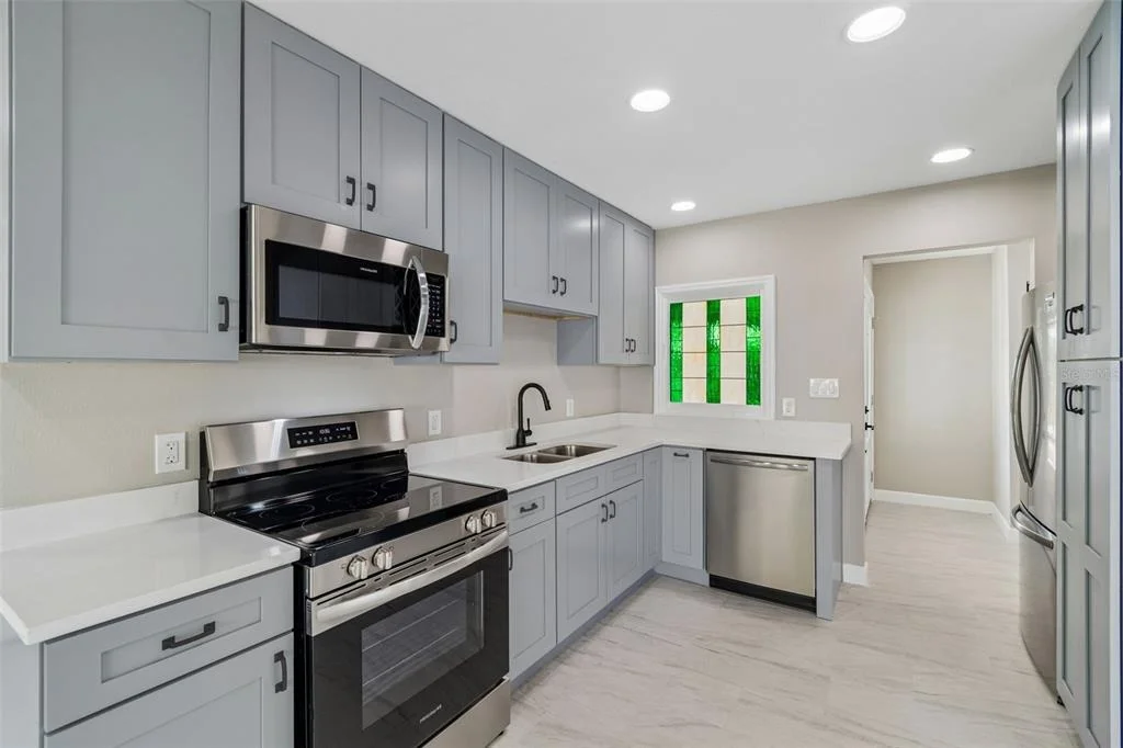 Photo of 729 SPANISH MAIN DRIVE