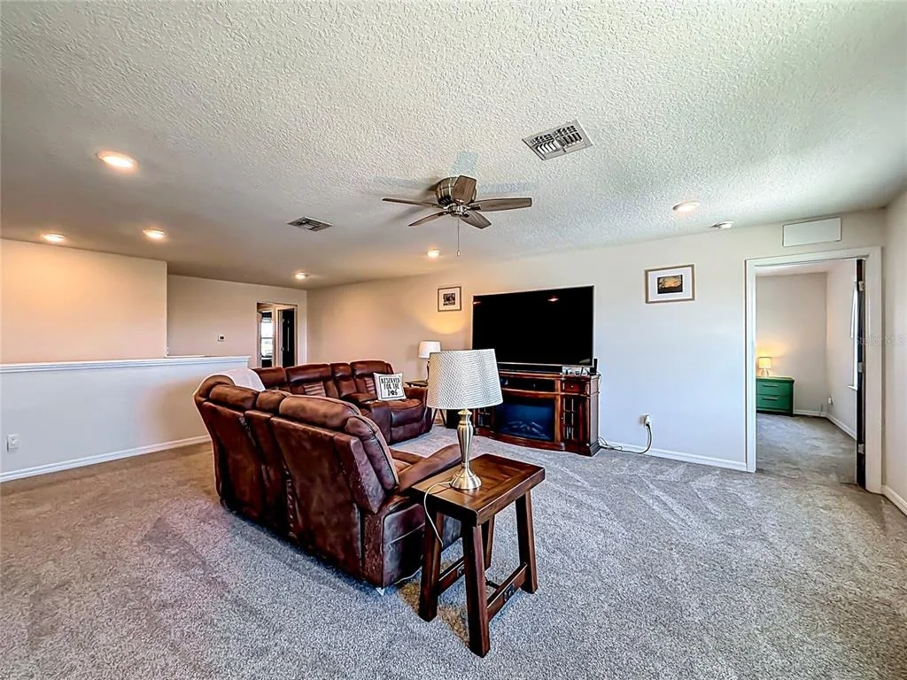 Photo of 2323 NUTHATCH STREET