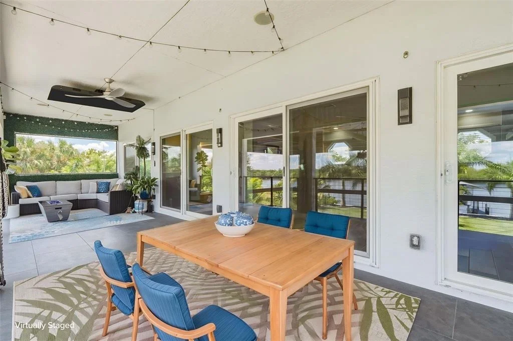 Photo of 2424 HARBOUR DRIVE