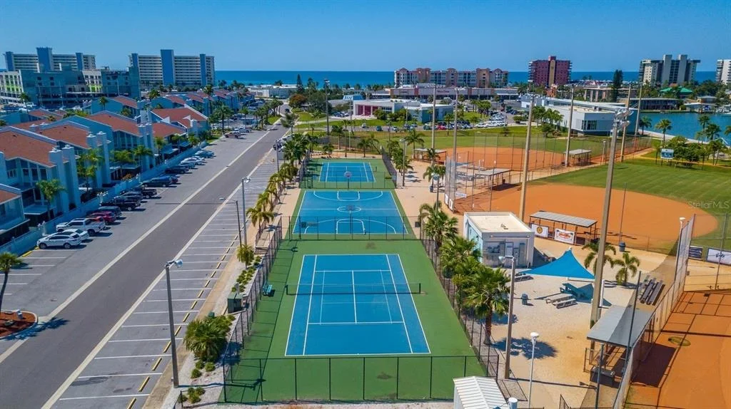 Photo of Unit H at 315 MEDALLION BOULEVARD