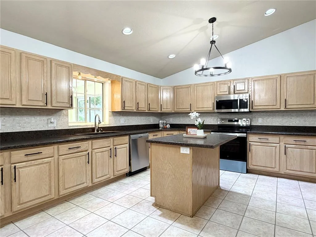 Photo of 24 TEAK WAY
