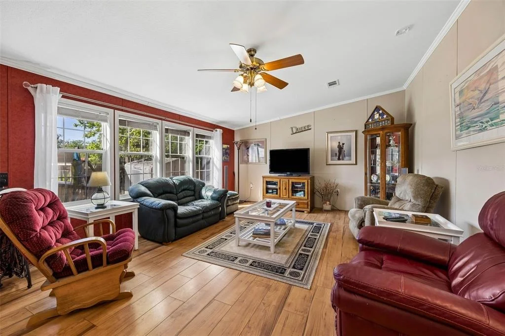 Photo of 334 PARADISE CIRCLE