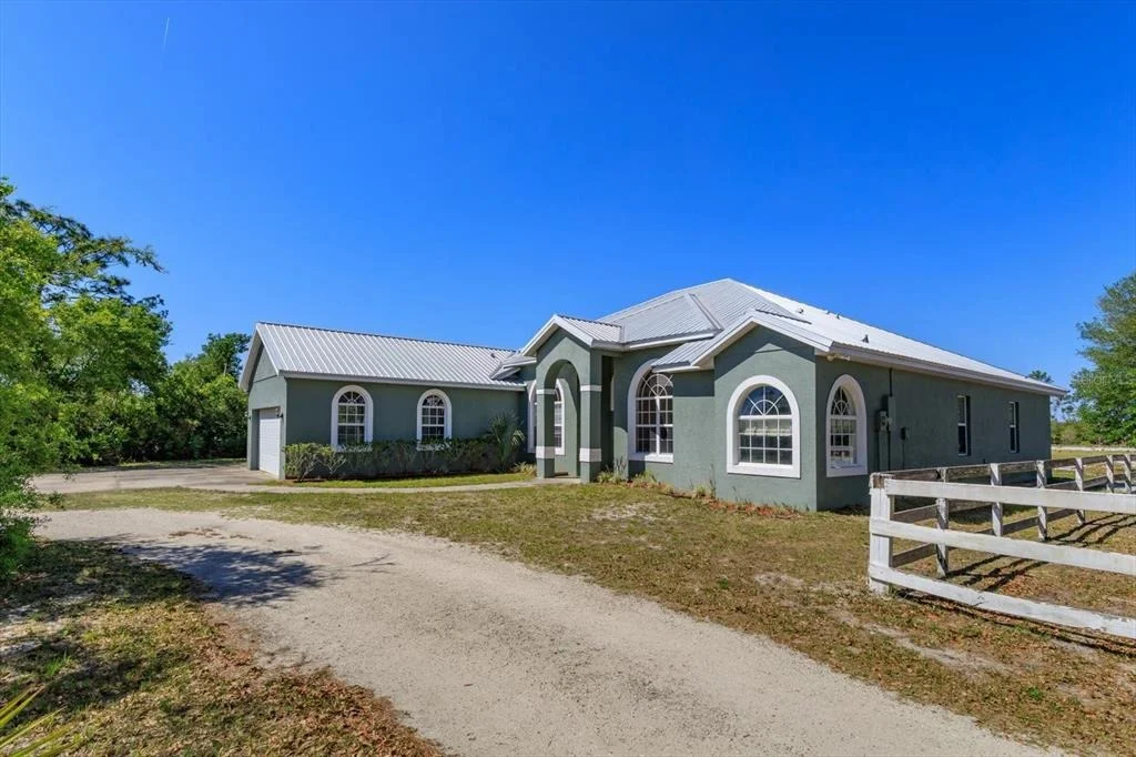 Photo of 3335 RIVERHEAD DRIVE