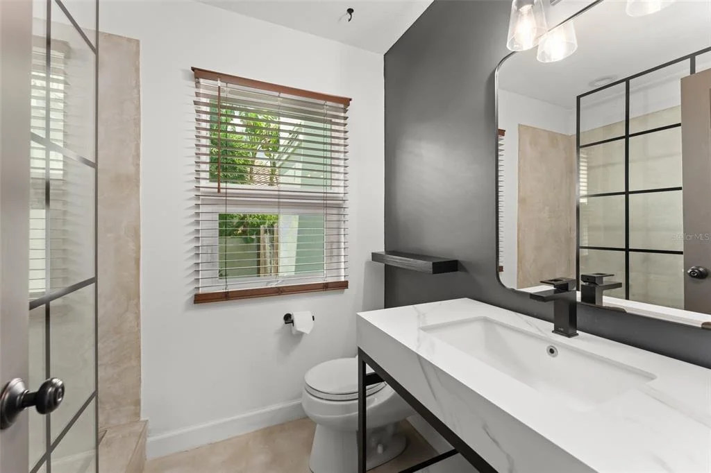Photo of 101 LEE STREET