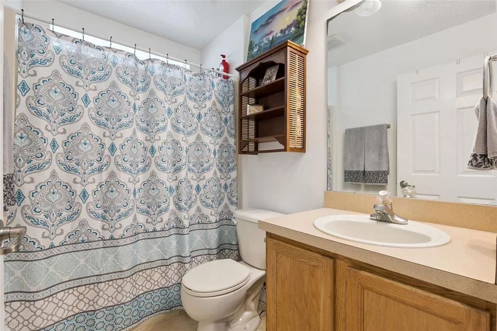 Photo of 939 CLOVERLEAF BOULEVARD