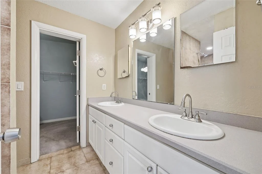 Photo of 805 LEOPARD TRAIL