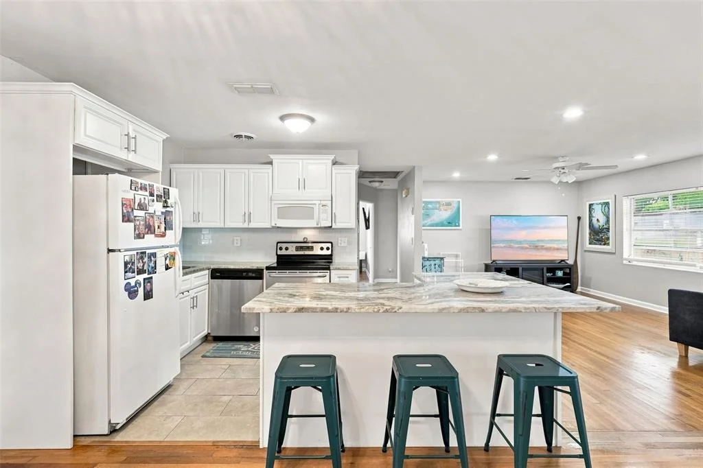 Photo of 65 COMMUNITY DRIVE