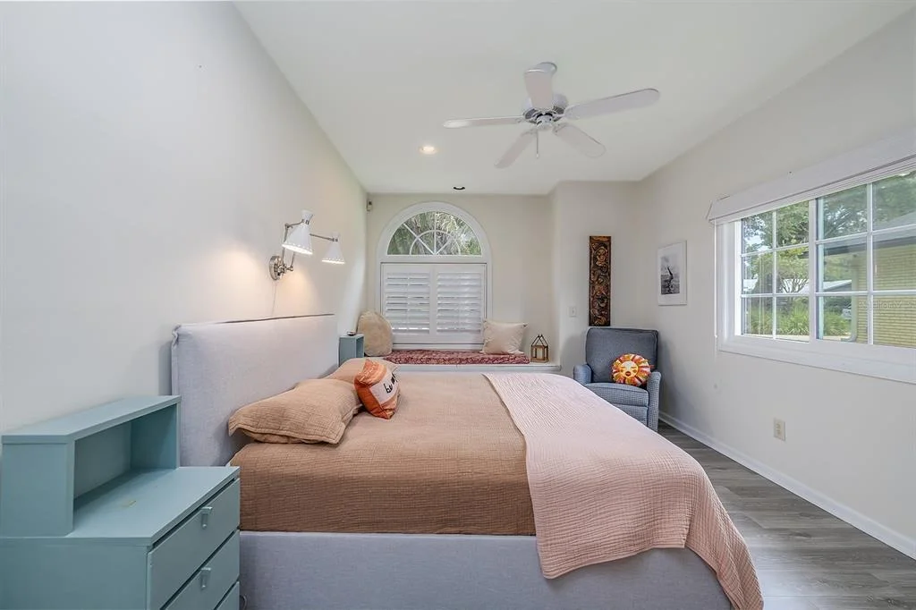 Photo of 101 N ST ANDREWS DRIVE