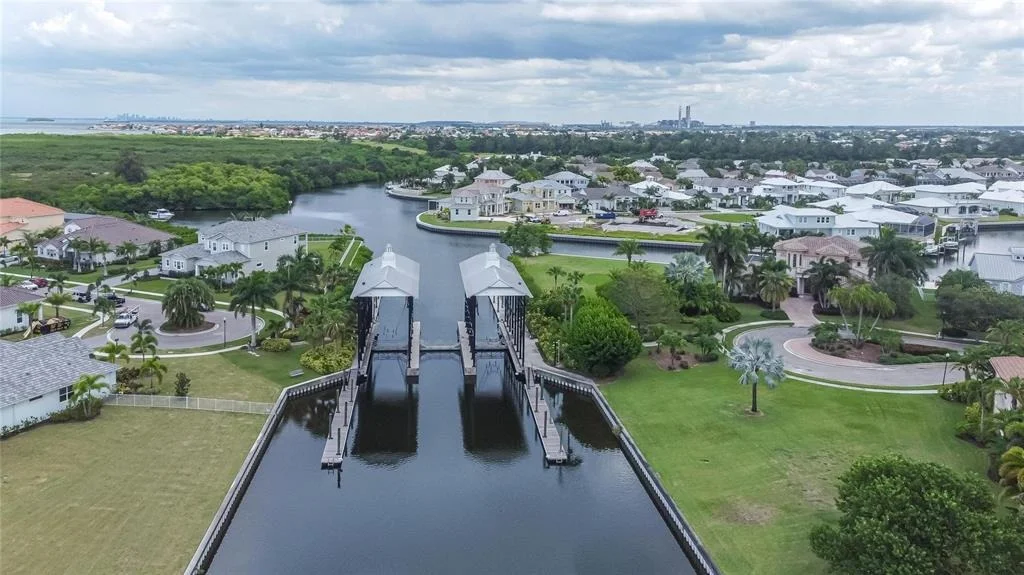 Photo of 429 MANNS HARBOR DRIVE