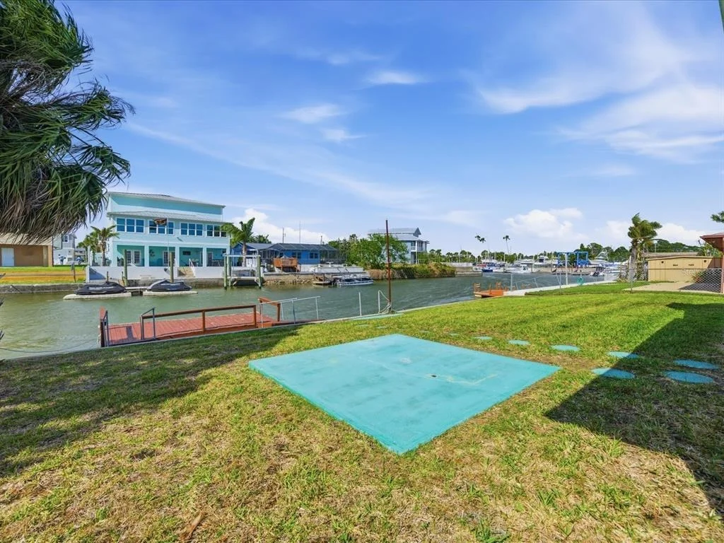 Photo of 4069 GULFVIEW DRIVE