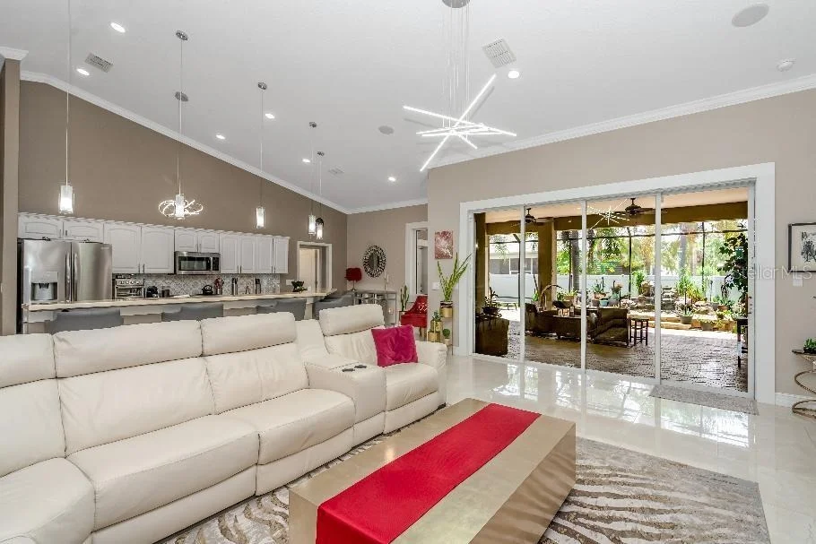 Photo of 21812 CARSON DRIVE