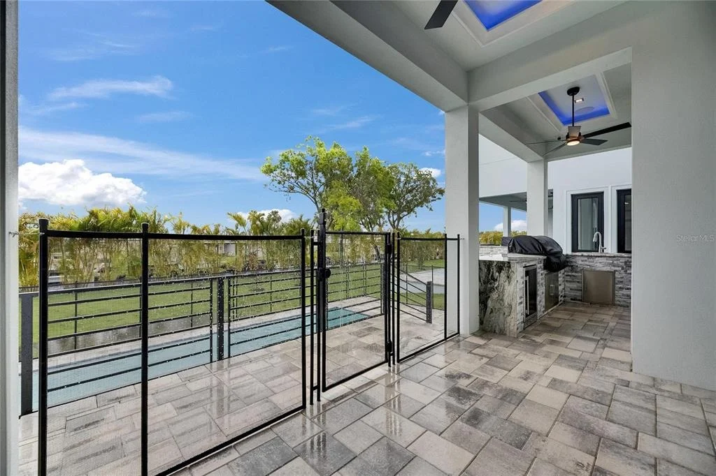 Photo of 6528 SIMONE SHORES CIRCLE