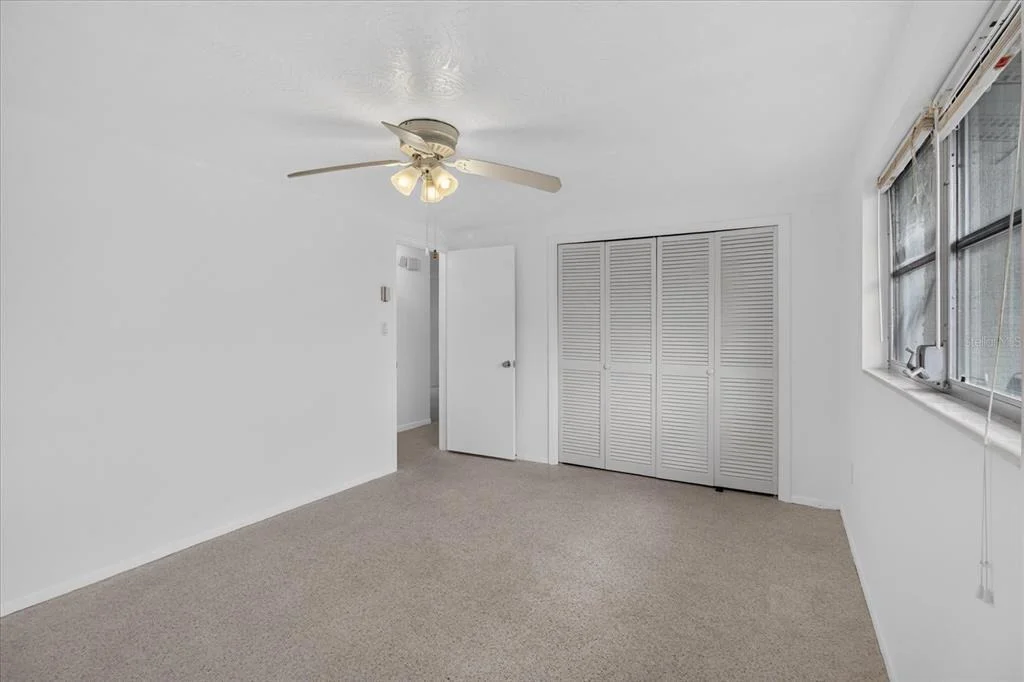 Photo of 4843 CALAIS DRIVE