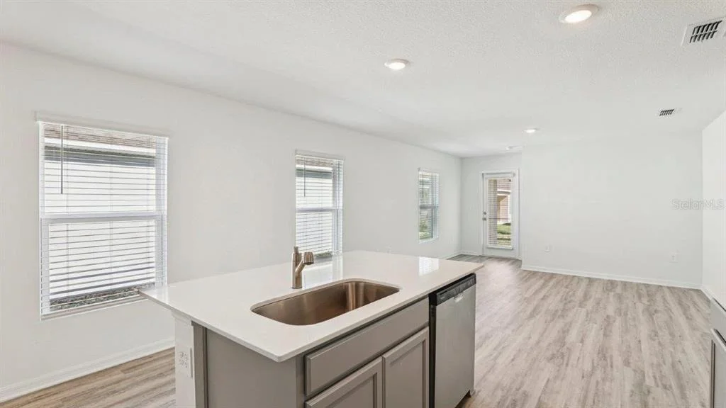 Photo of 5580 TAVERNA LOOP