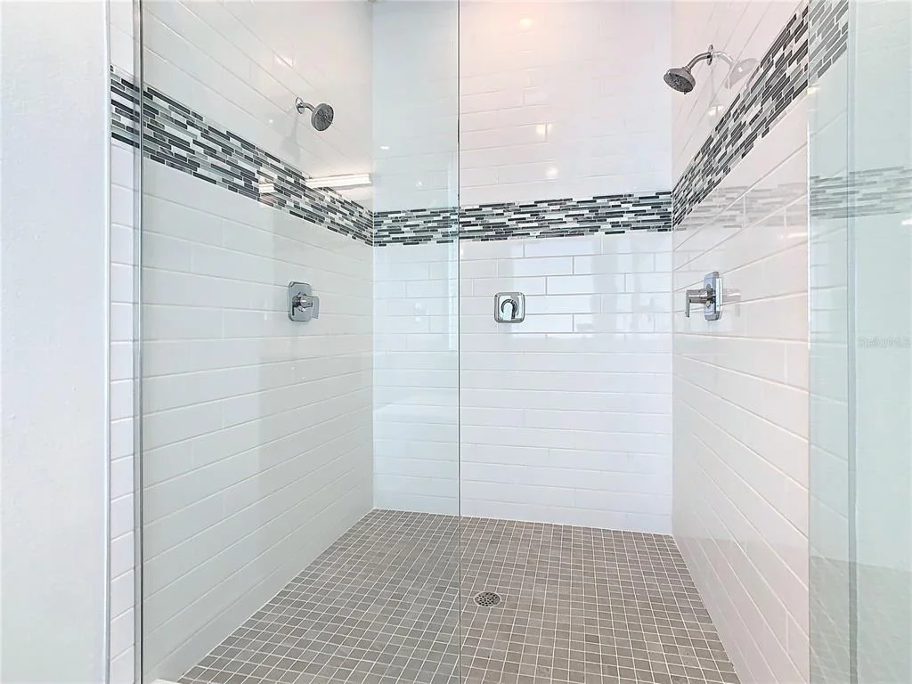 Photo of 2125 PINE OAK LOOP