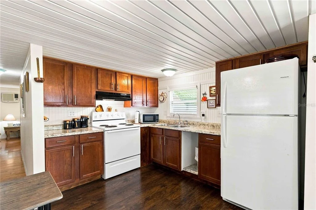 Photo of 3321 CAROL DRIVE