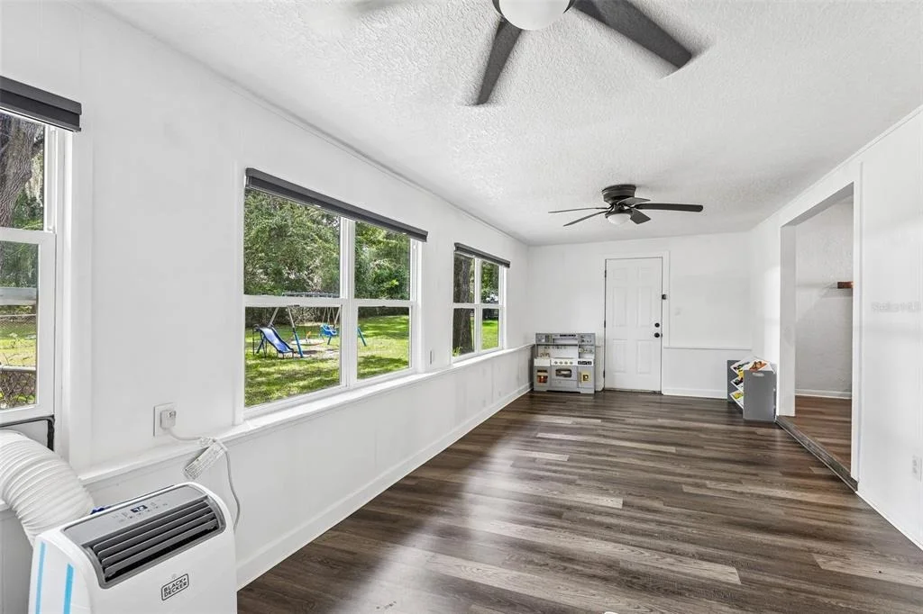 Photo of 212 DOGWOOD DRIVE