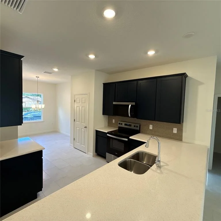 Photo of 122 WELLSTONE DRIVE