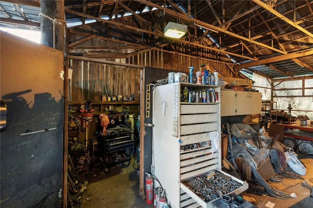 Photo of 15058 BALM ROAD