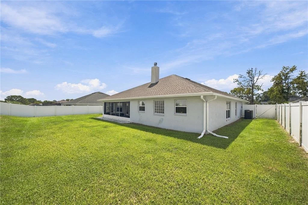 Photo of 6875 SE 11TH PLACE