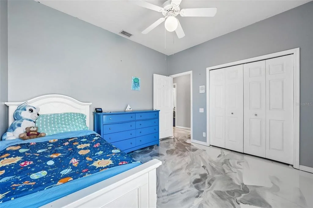 Photo of 1008 ROBINWOOD DRIVE