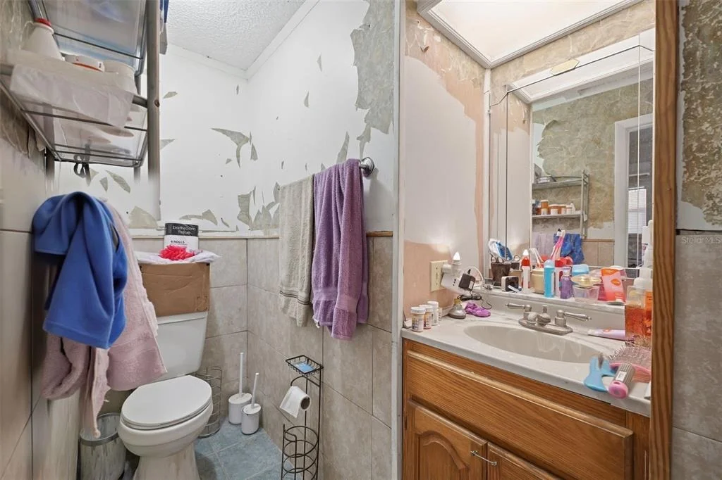Photo of 15499 OAKCREST CIRCLE