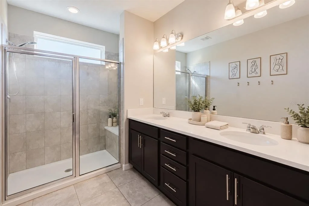 Photo of 16012 MICELLI DRIVE