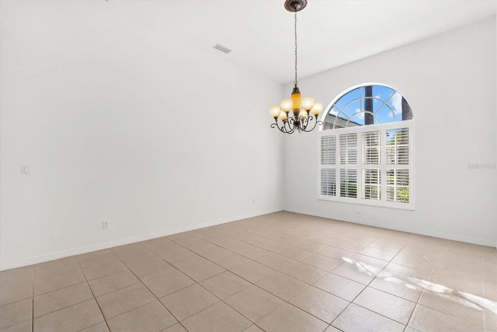 Photo of 4239 CORSO VENETIA BOULEVARD
