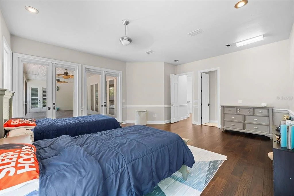 Photo of 6413 MACLAURIN DRIVE