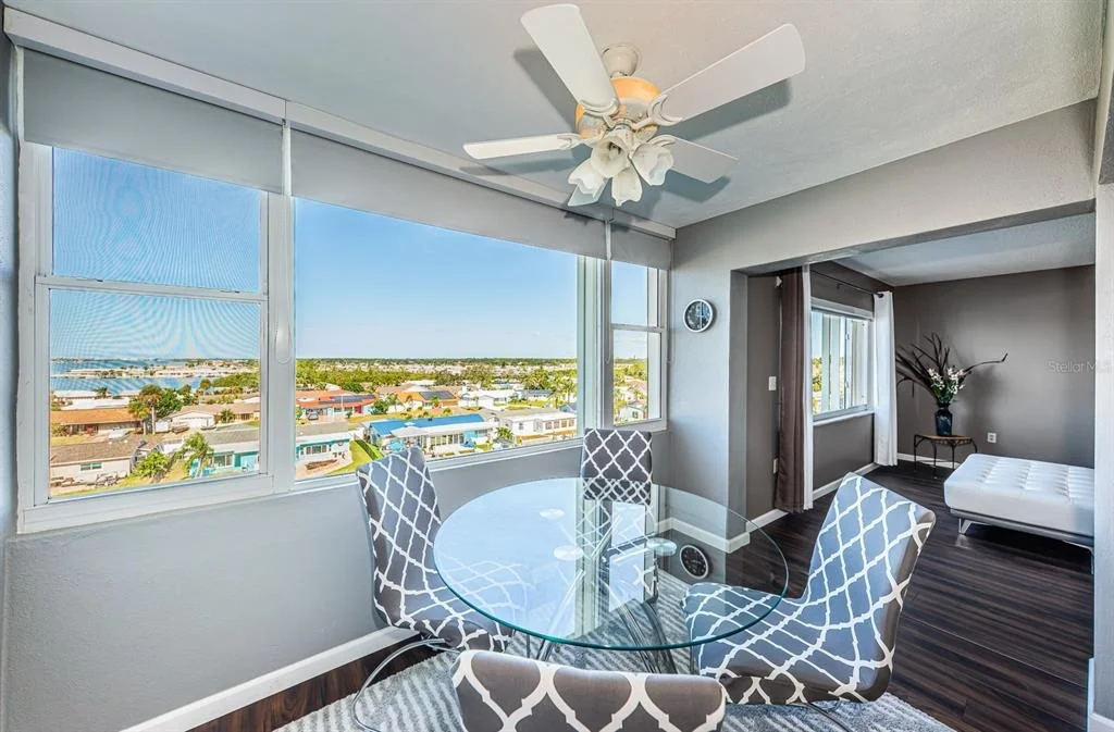 Photo of Unit 604 at 4725 COVE CIRCLE