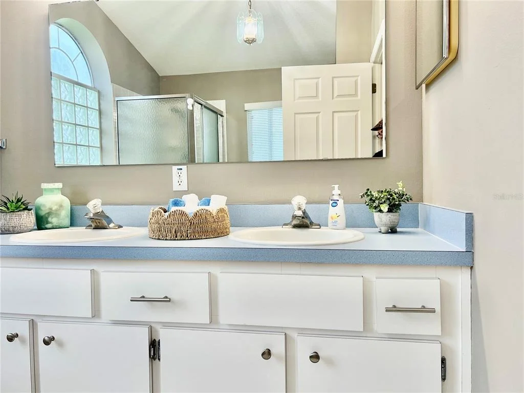 Photo of 2100 NW 50TH CIRCLE
