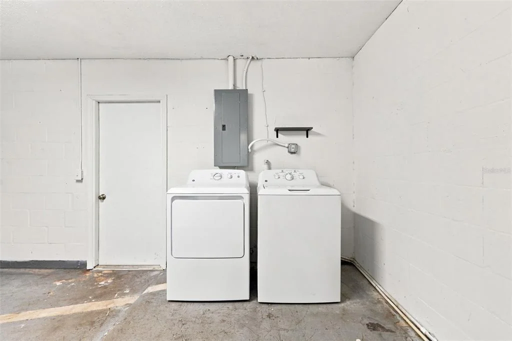 Photo of 3307 PINE TREE DRIVE