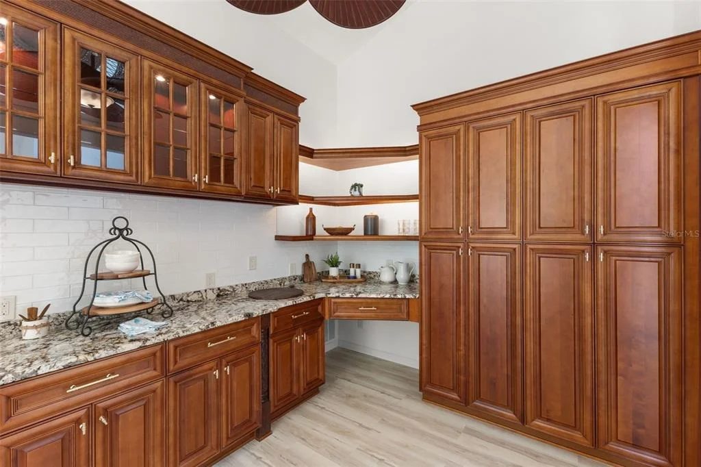 Photo of 2138 BAYOU DRIVE