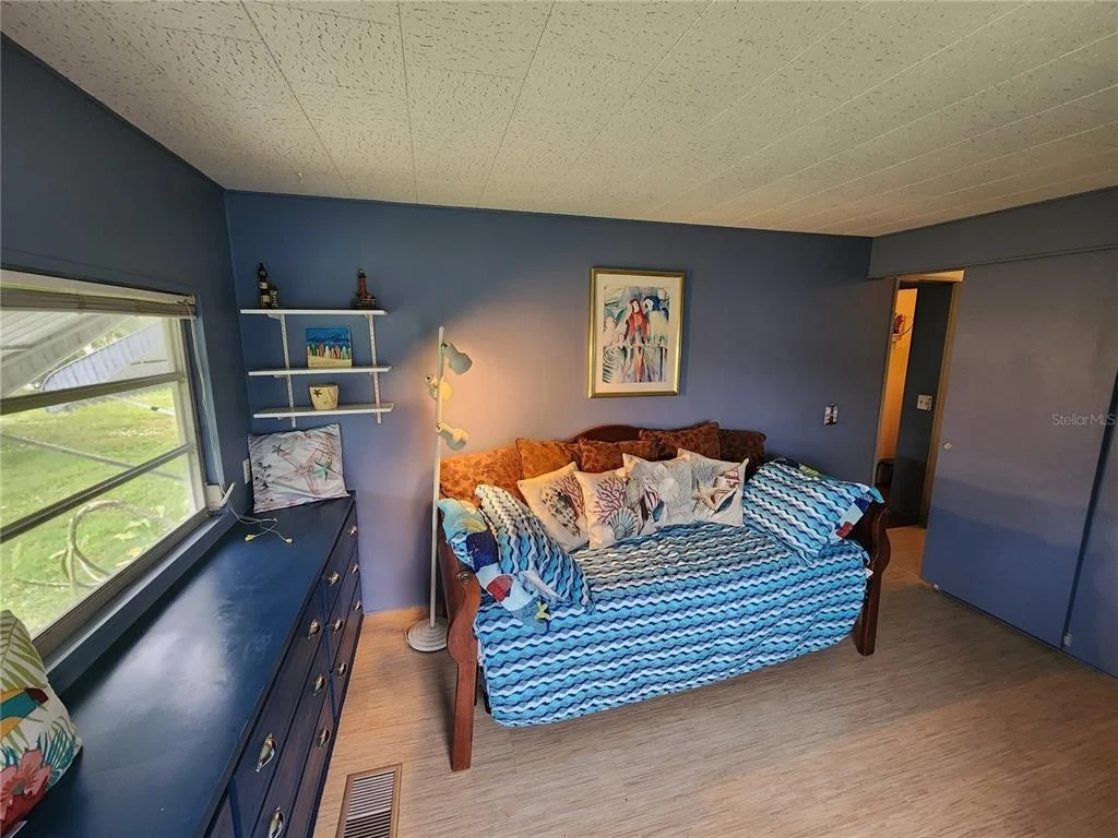 Photo of 5317 CHATEAU LANE