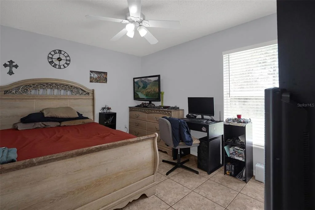 Photo of 230 LYTTON CIRCLE