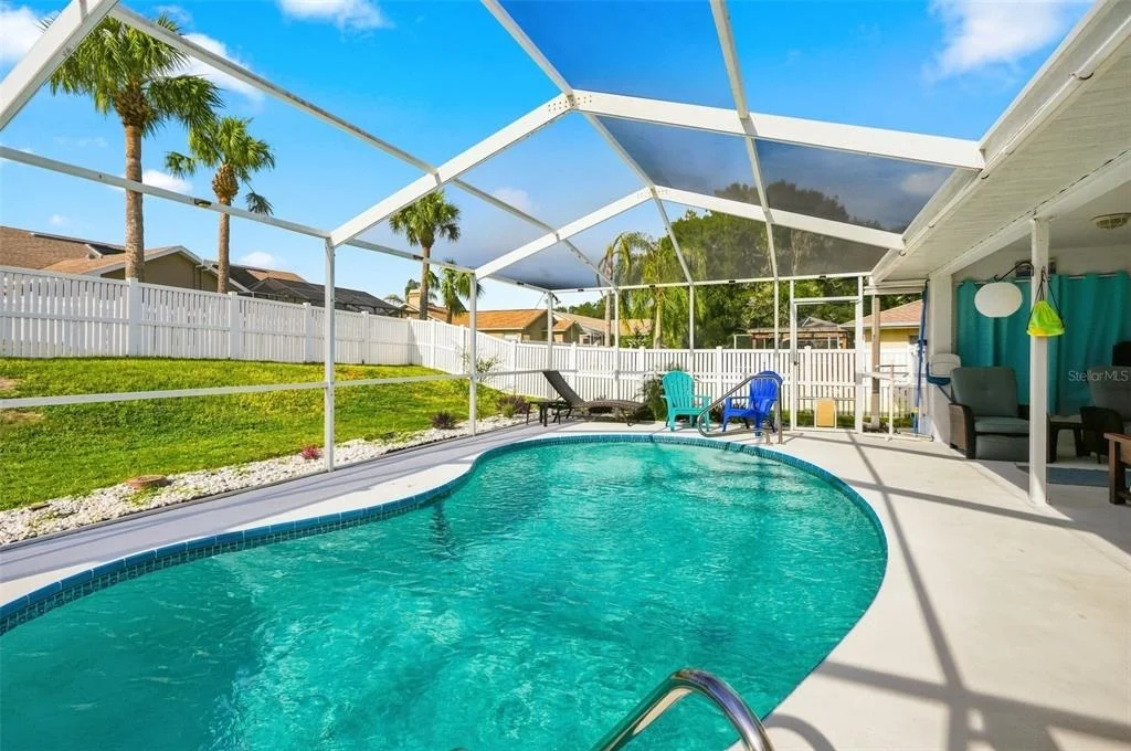 Photo of 10381 FLAG ROAD