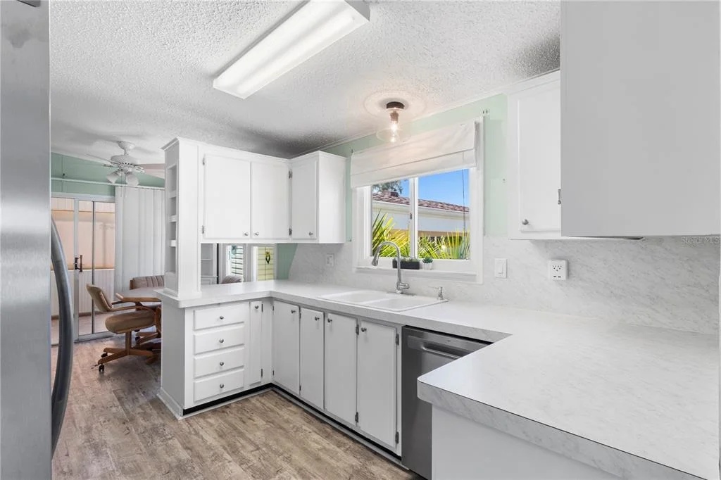 Photo of 190 NIGHTINGALE CIRCLE