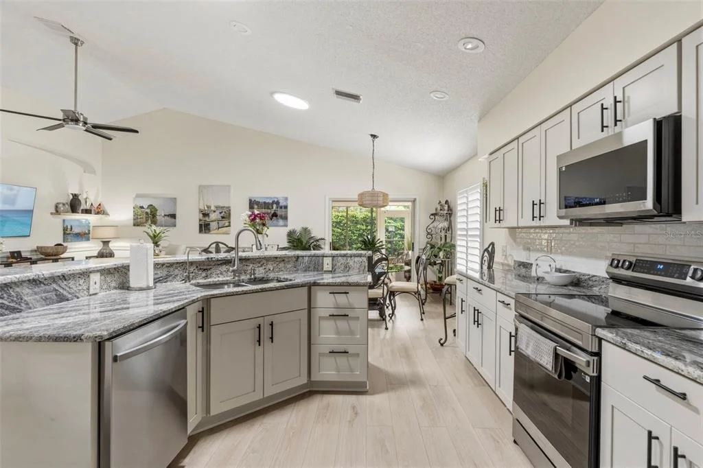 Photo of 7350 ROSEMONT LANE