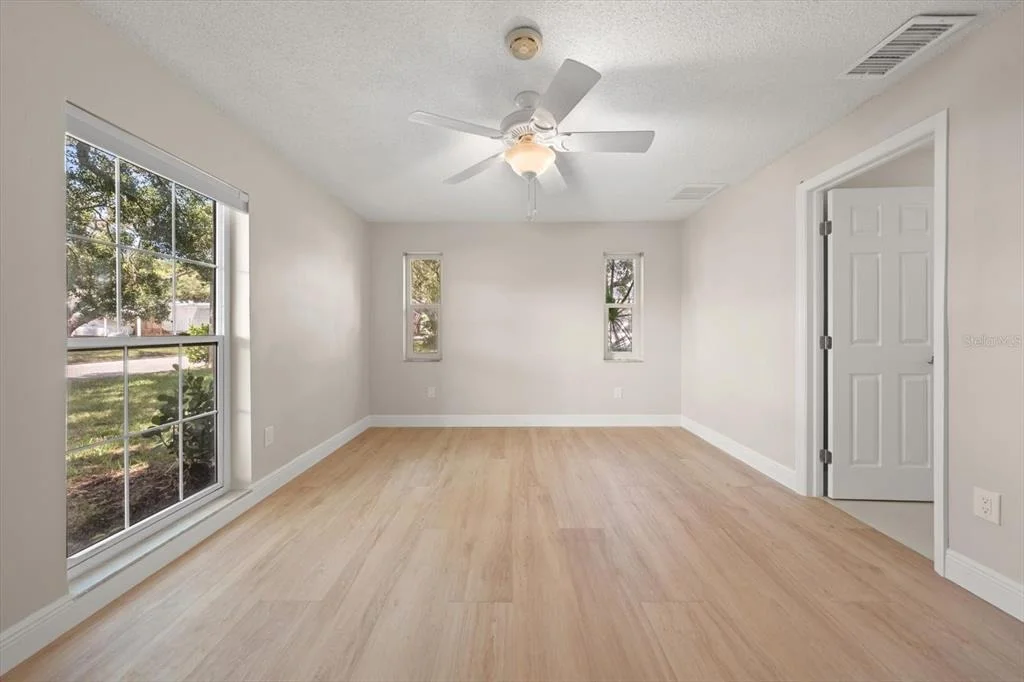 Photo of 1641 SHERBROOK ROAD