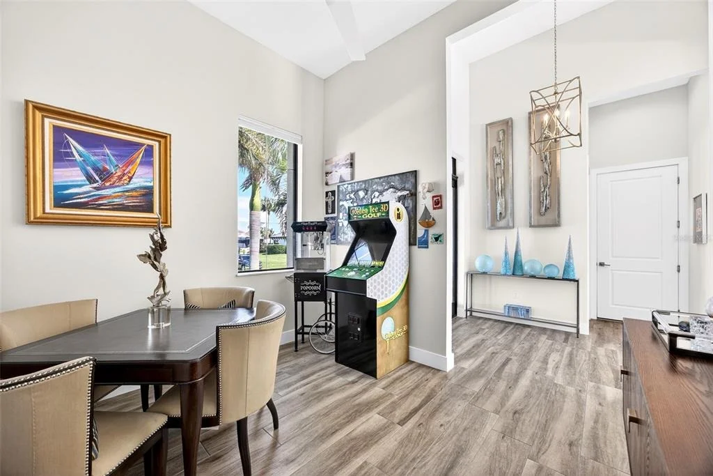 Photo of 125 COLONY POINT DRIVE