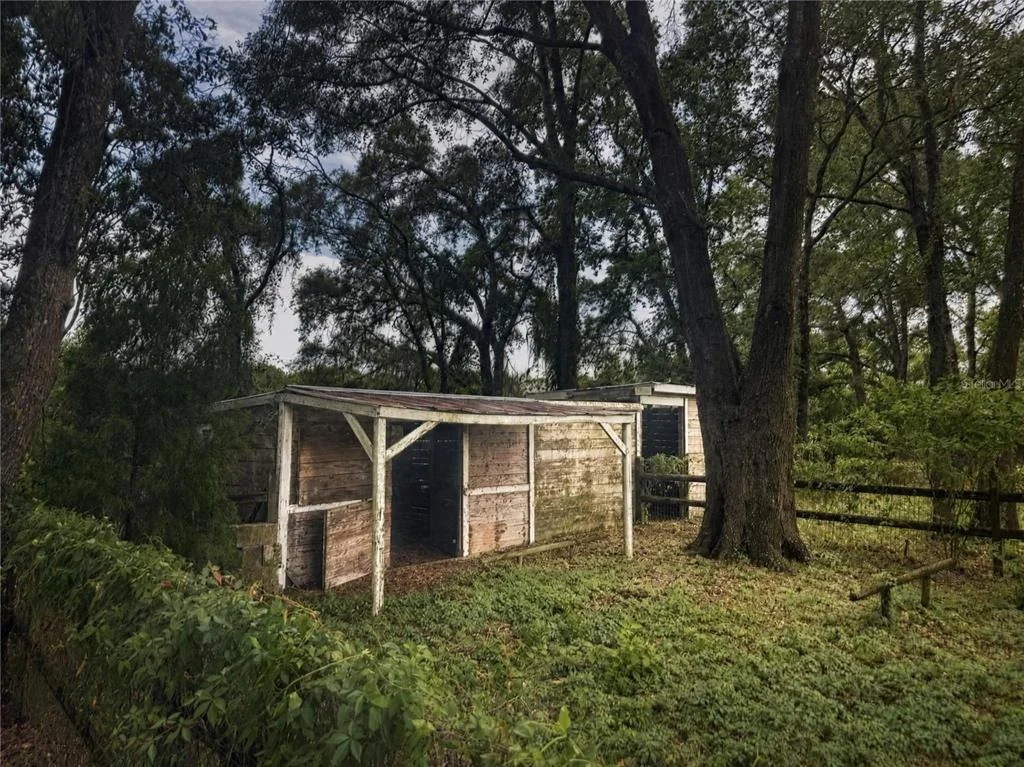Photo of 25256 RICHBARN ROAD