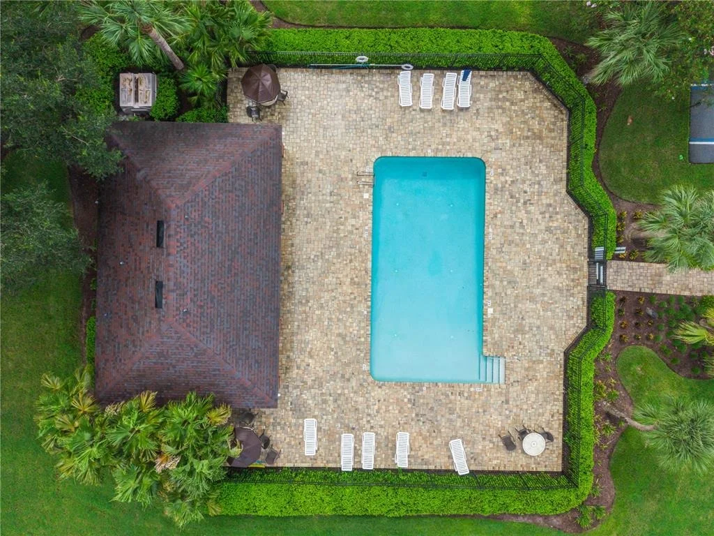 Photo of 116 OAK GROVE CIRCLE
