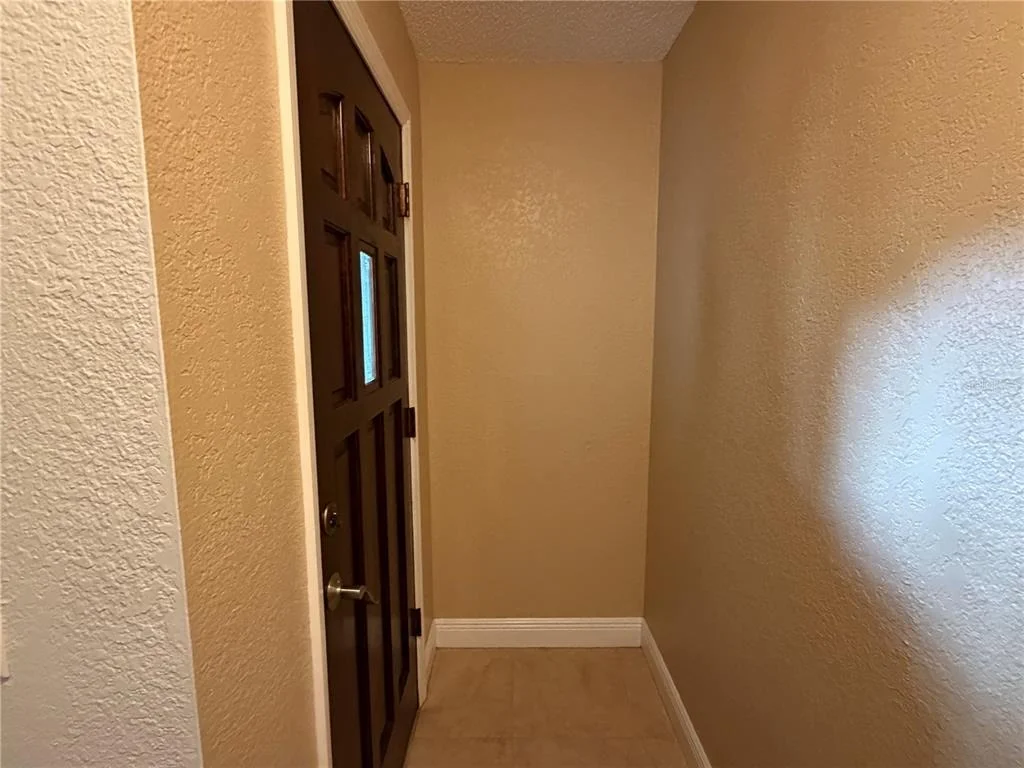 Photo of 1500 CREST DRIVE