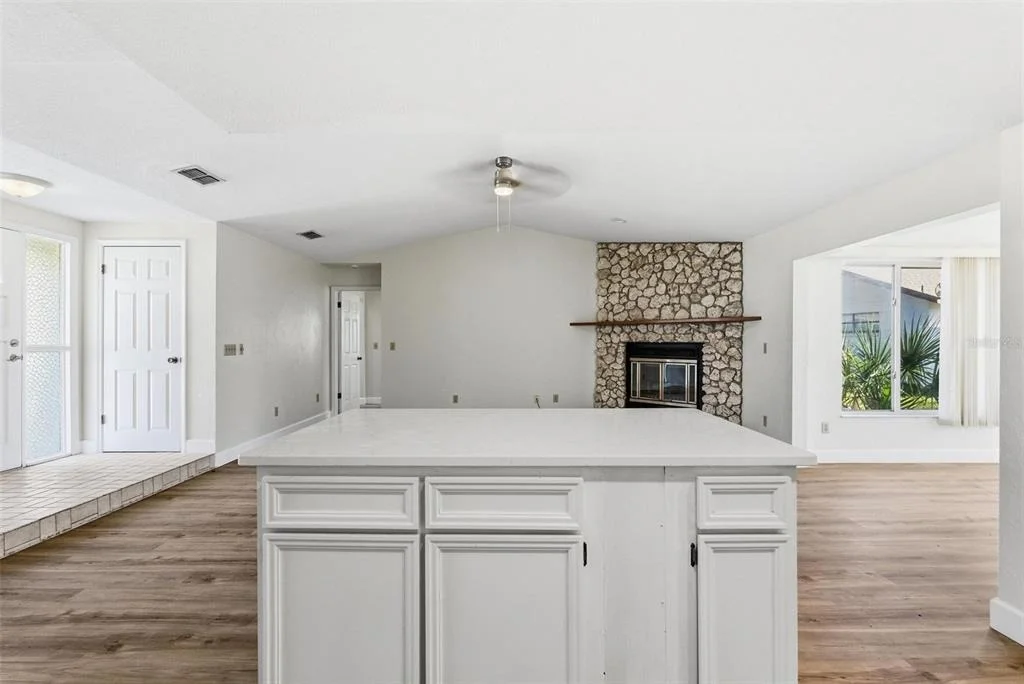 Photo of 33 E SEA HARBOR